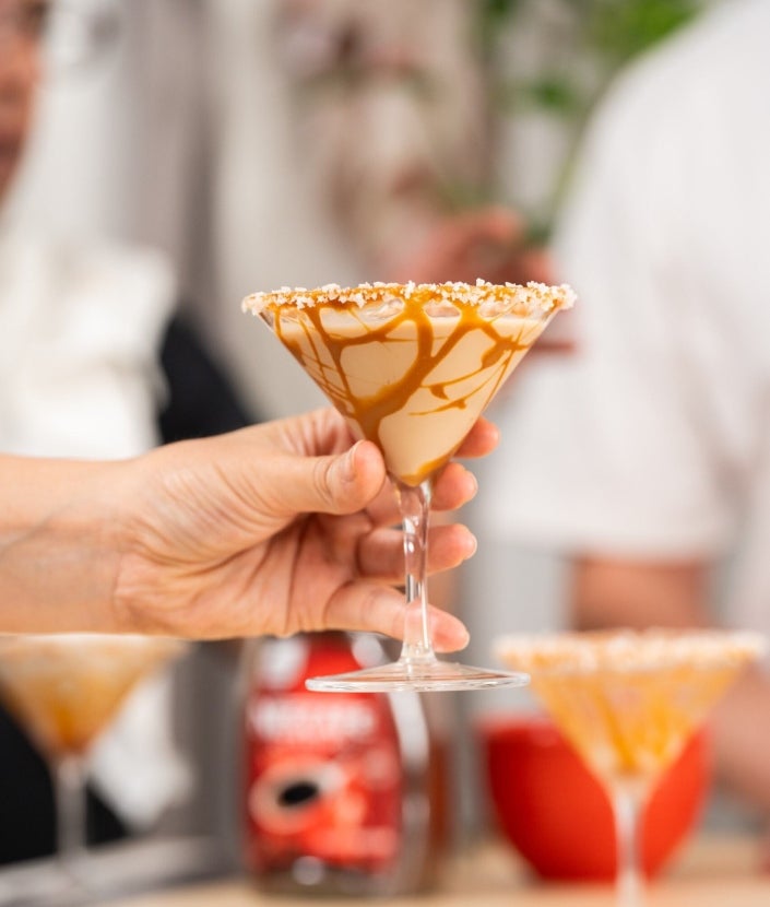 Salted Caramel Martini - paso 2