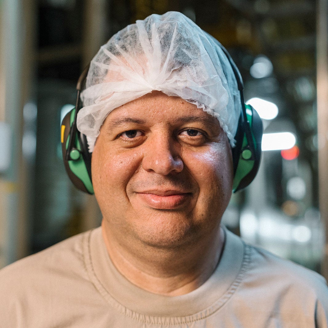 Eliseu coffee roaster at Nescafé