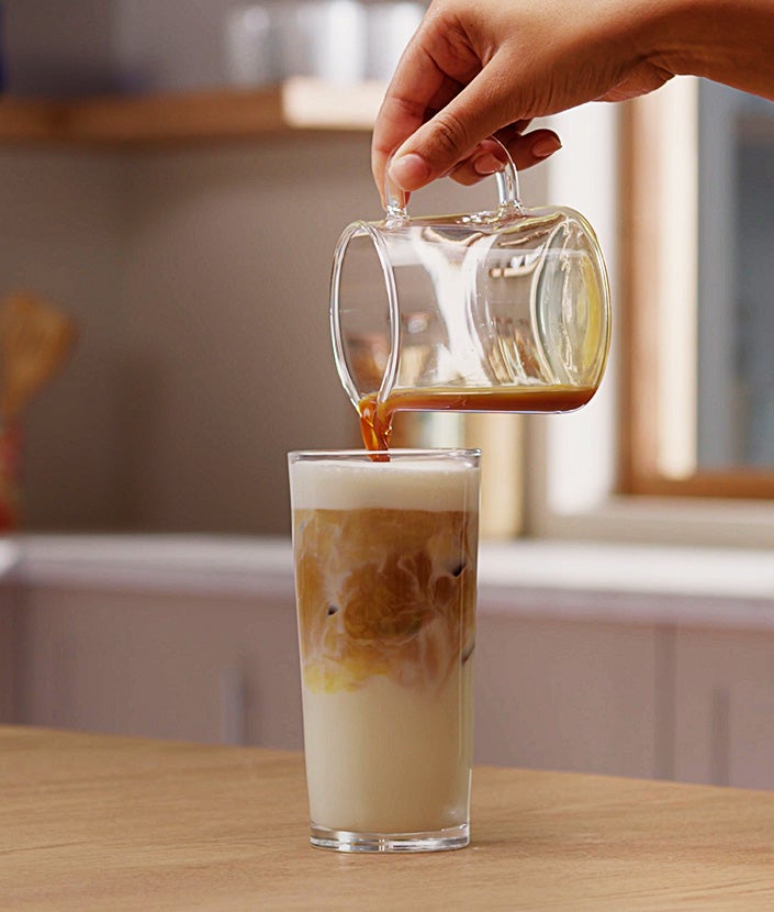 Iced Caramel Latte Macchiato pasul 5