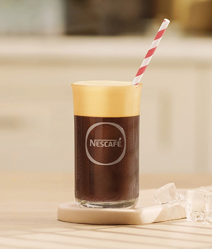 Стакан розчинного NESCAFÉ Frappé Americano